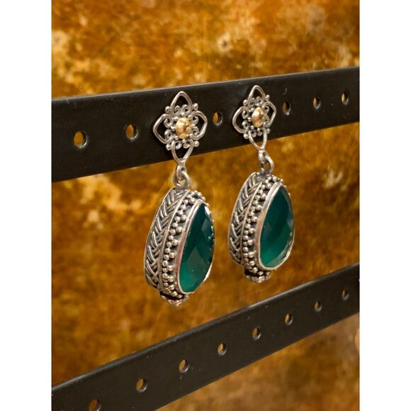 Robert Manse 18K, Sterling Silver and Green Agate Earrings - Picture 5 of 7